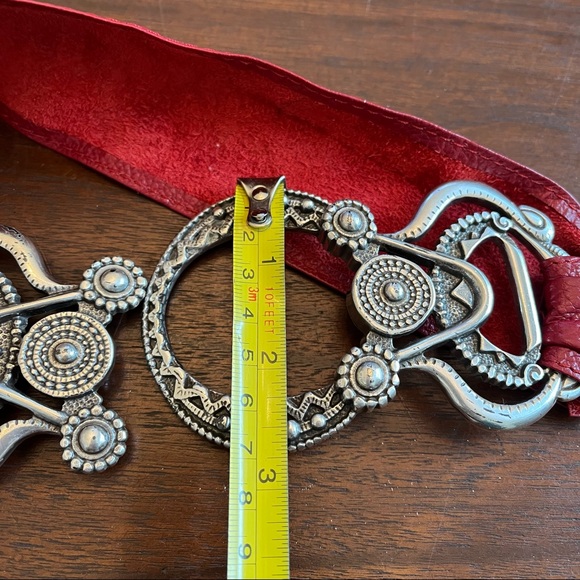 Chico’s Red Leather Stretch Belt Large Silver Buckle S/M - Picture 10 of 10